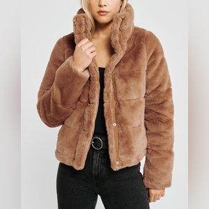 Abercrombie Mini Puffer Faux Fur Jacket